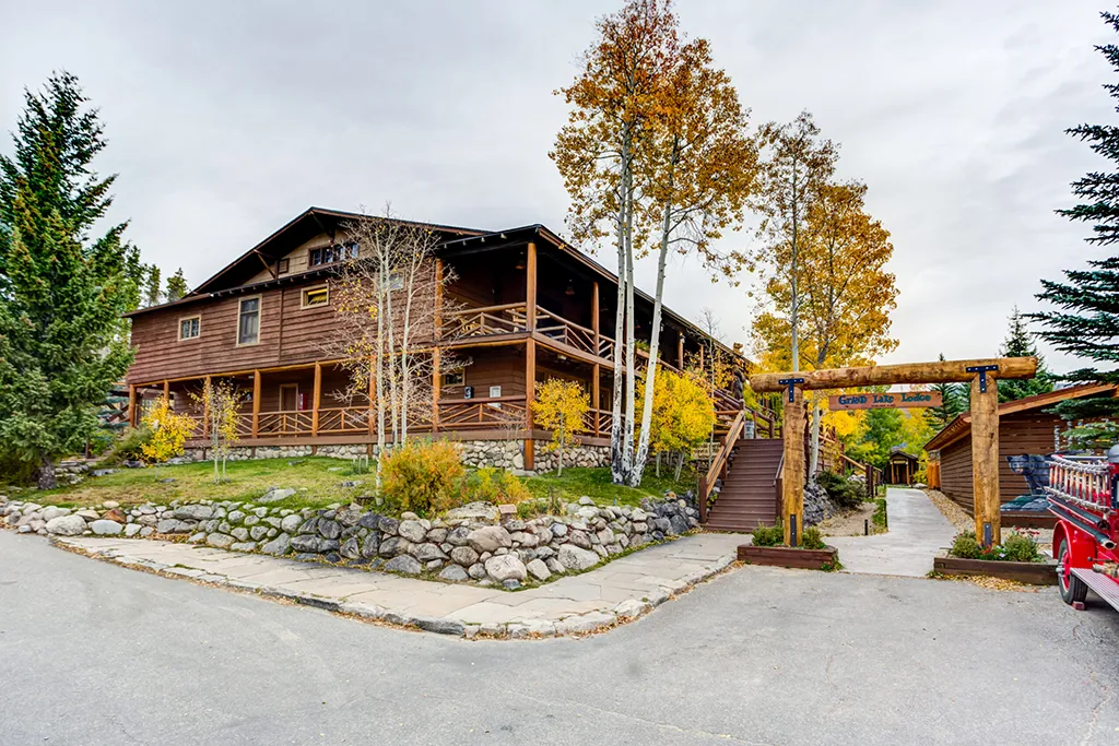 Grand Lake Lodge Recognized in CBS 42 Weekend Mornings Segment